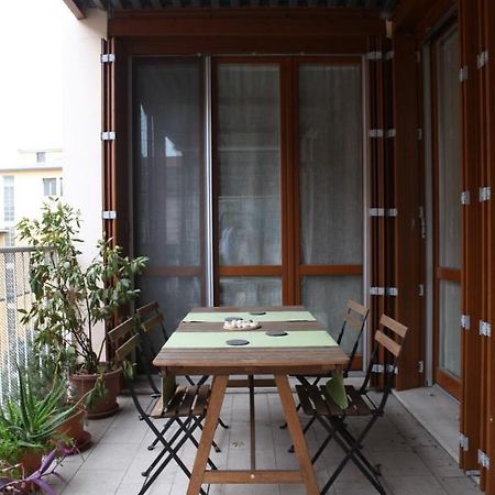Terrace Apartment Close To Metro Station Milaan Buitenkant foto