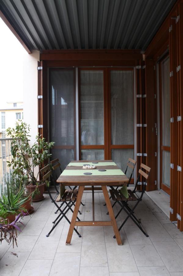Terrace Apartment Close To Metro Station Milaan Buitenkant foto