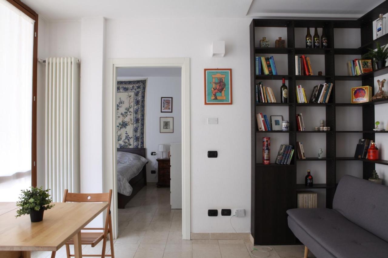 Terrace Apartment Close To Metro Station Milaan Buitenkant foto