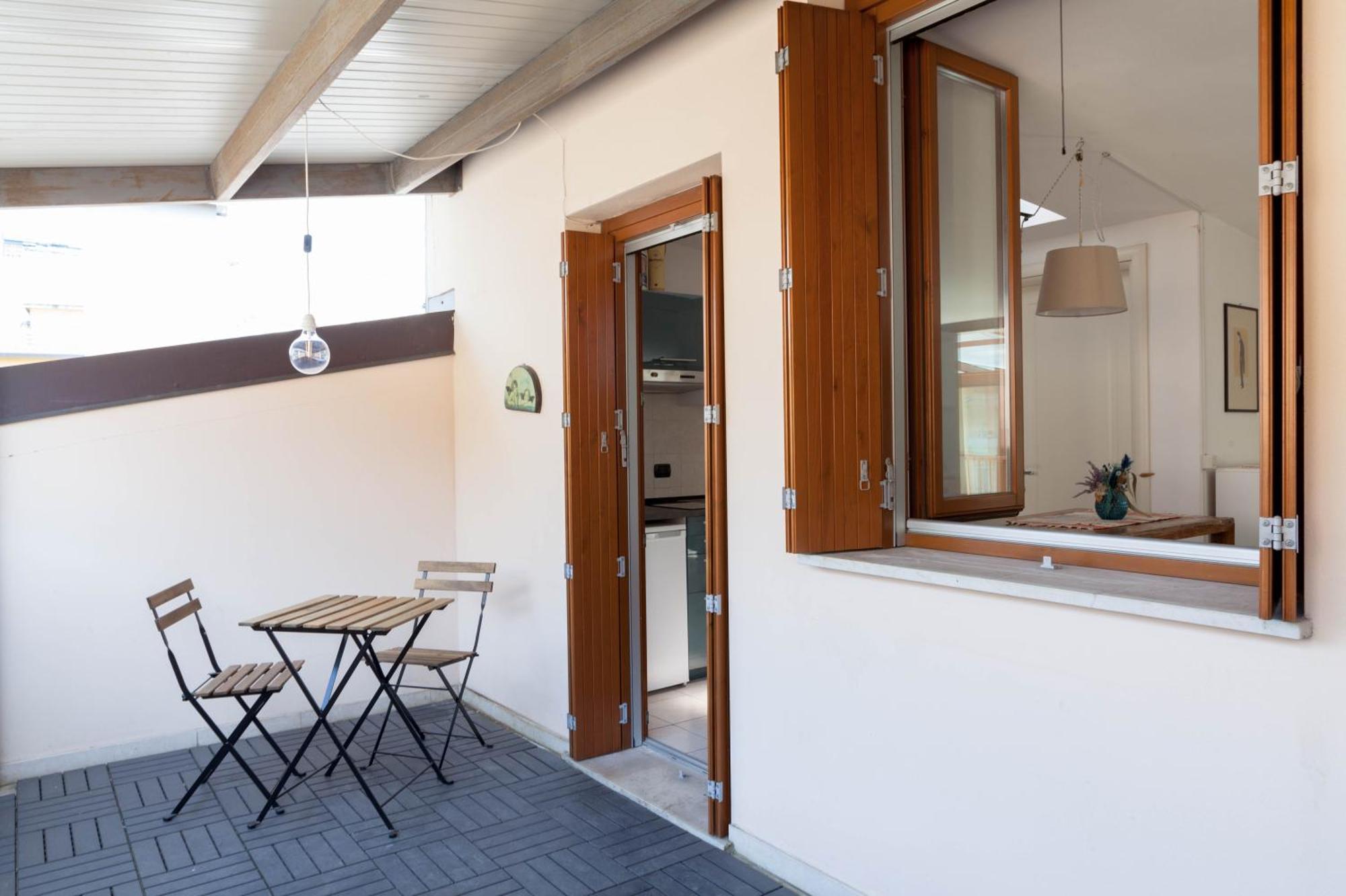 Terrace Apartment Close To Metro Station Milaan Kamer foto